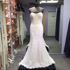 Lia Mia - Style A455 - Size 8 - Ivory/Nude